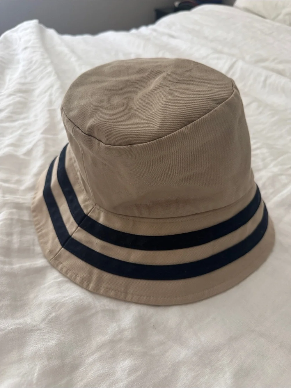 Janessa Leone Colton cotton bucket hat - Picture 4 of 13